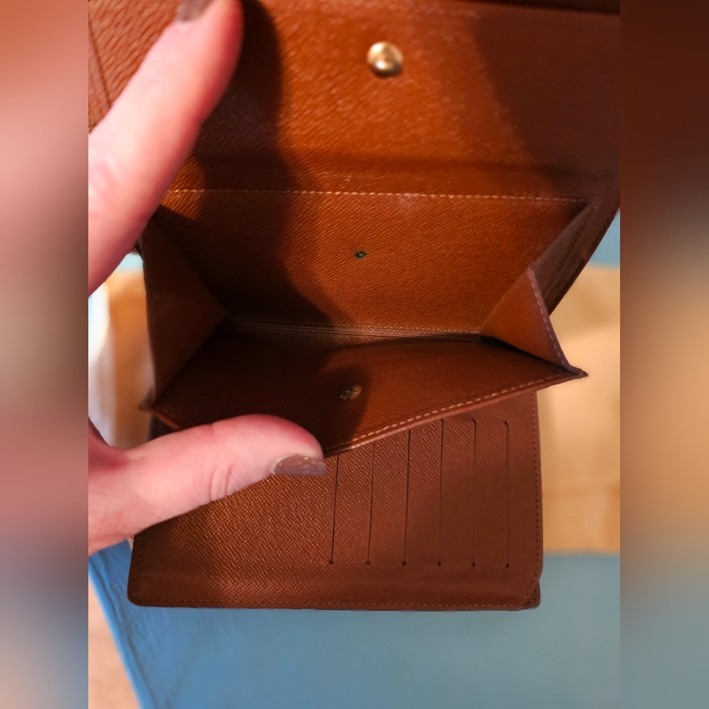 Louis Vuitton Porte Tresor Etui Papiers Monogram Wallet - Picture 10 of 15